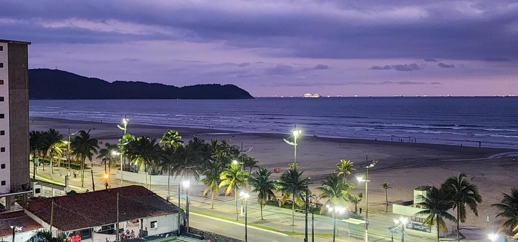 Apto Frente Mar Em Praia Grande Extérieur photo